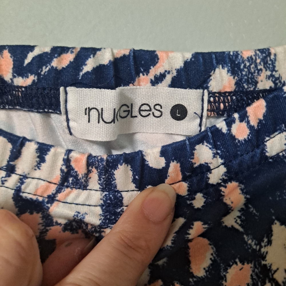 NUGGLES Urban Navy and Pink Patterned Women's Top And Ruffled Annabelle Skirt - Picture 6 of 7